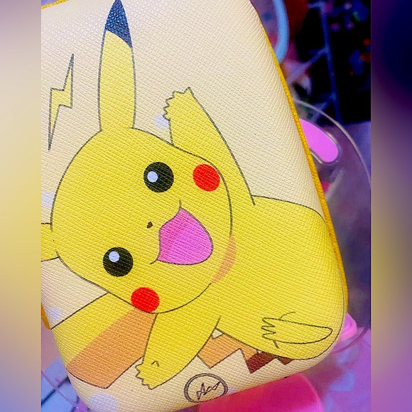 Pikachu cable case - Picture 2 of 3